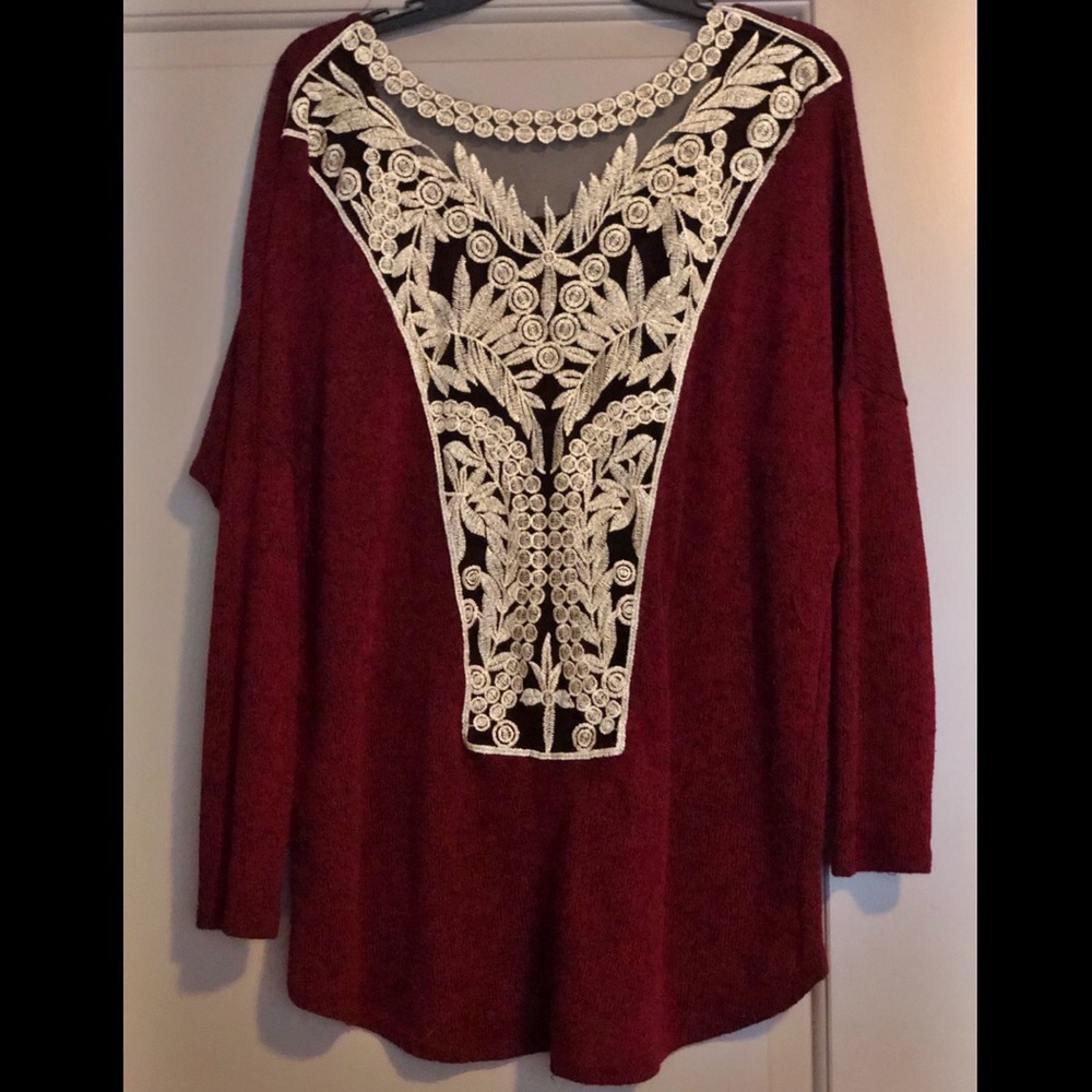 Long sleeve lace shirt